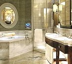 ウォルドルフ アストリア ホテル 上海 オン ザ バンド （ 上海 外灘華爾道夫酒店 ヒルトン 系列） バスルーム一例