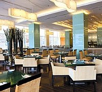 ホリディイン ホテル 浦東 上海 ( 上海 浦東 假日 酒店 ) レストラン２