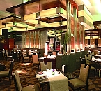 ファティン ホテル ＆ タワーズ 上海 ( 上海 華亭賓館 ) カフェ