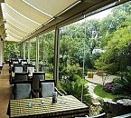 レインボー ホテル 上海 (虹橋郁錦香賓館)カフェ
